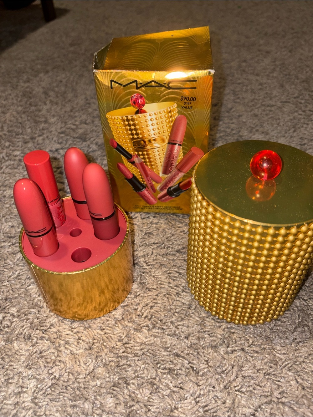 MAC Cosmetics Pink Lipstick Set with Gold Holder